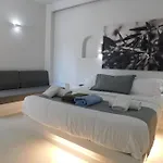 Apartament Beachfront Perissa (Santorini)