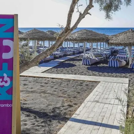 Beachfront Perissa (Santorini)